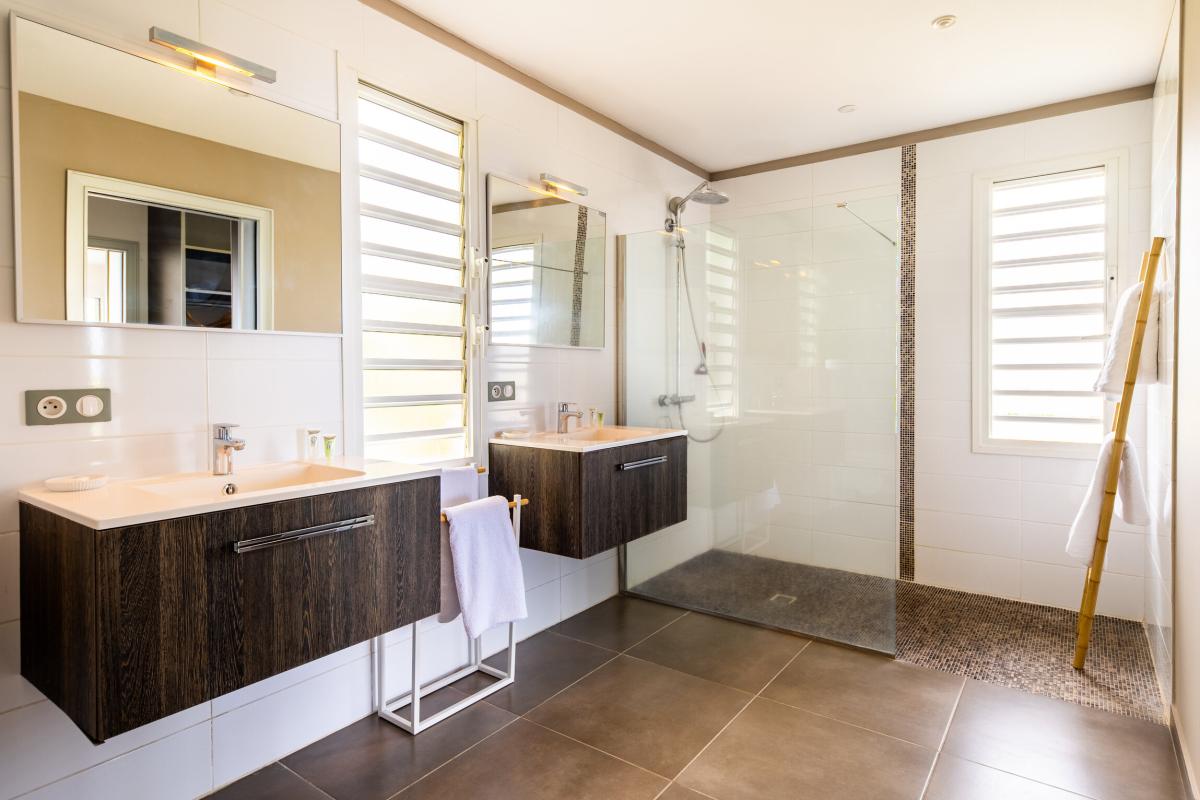 Location villa 4 chambres 8 personnes  -salle de bain 1(1)